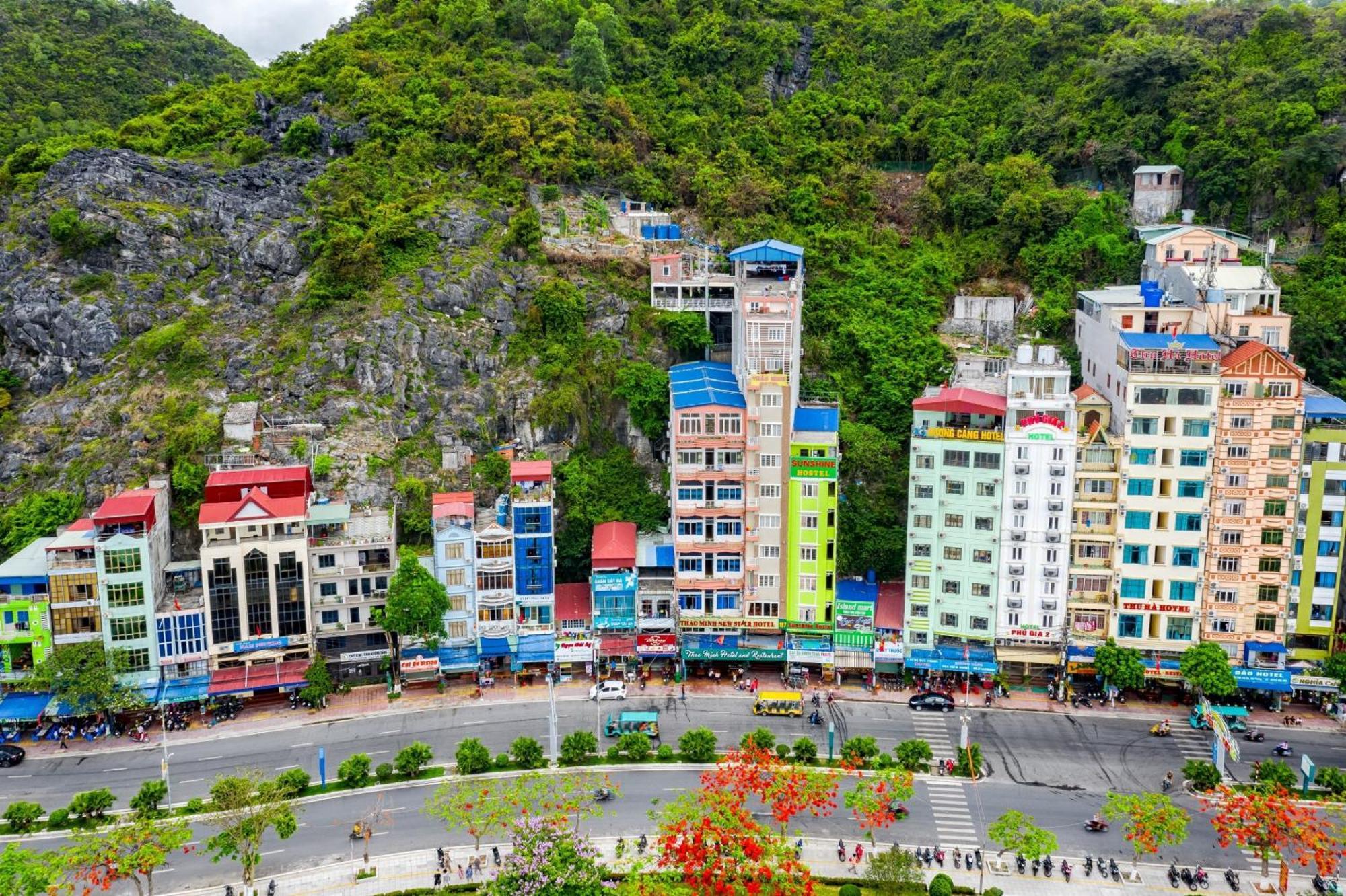 Star Hotel Cat Ba Island Exteriör bild
